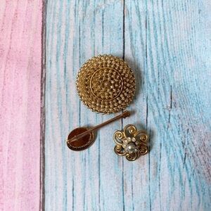 Set of 3 gold tone vintage Coro pins